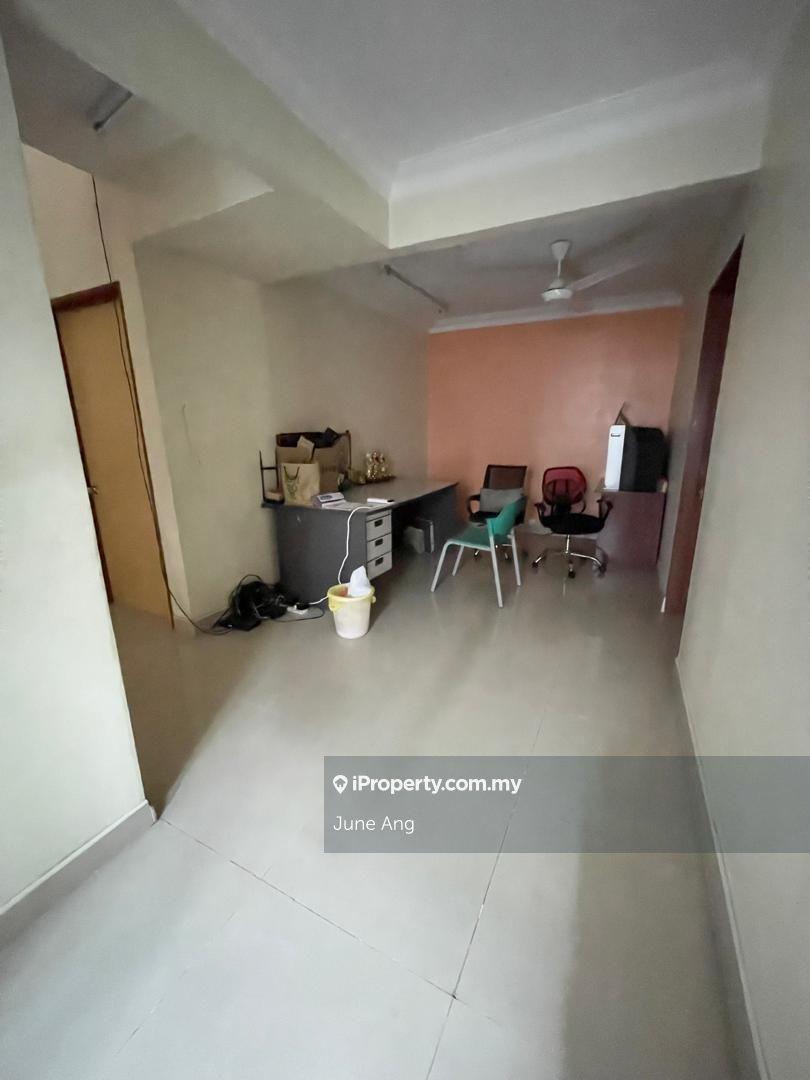 Rumah Berangkai 2.5 Tingkat untuk Dijual di Taman Sri Gombak, Batu Caves oleh June Ang - iProperty.com.my