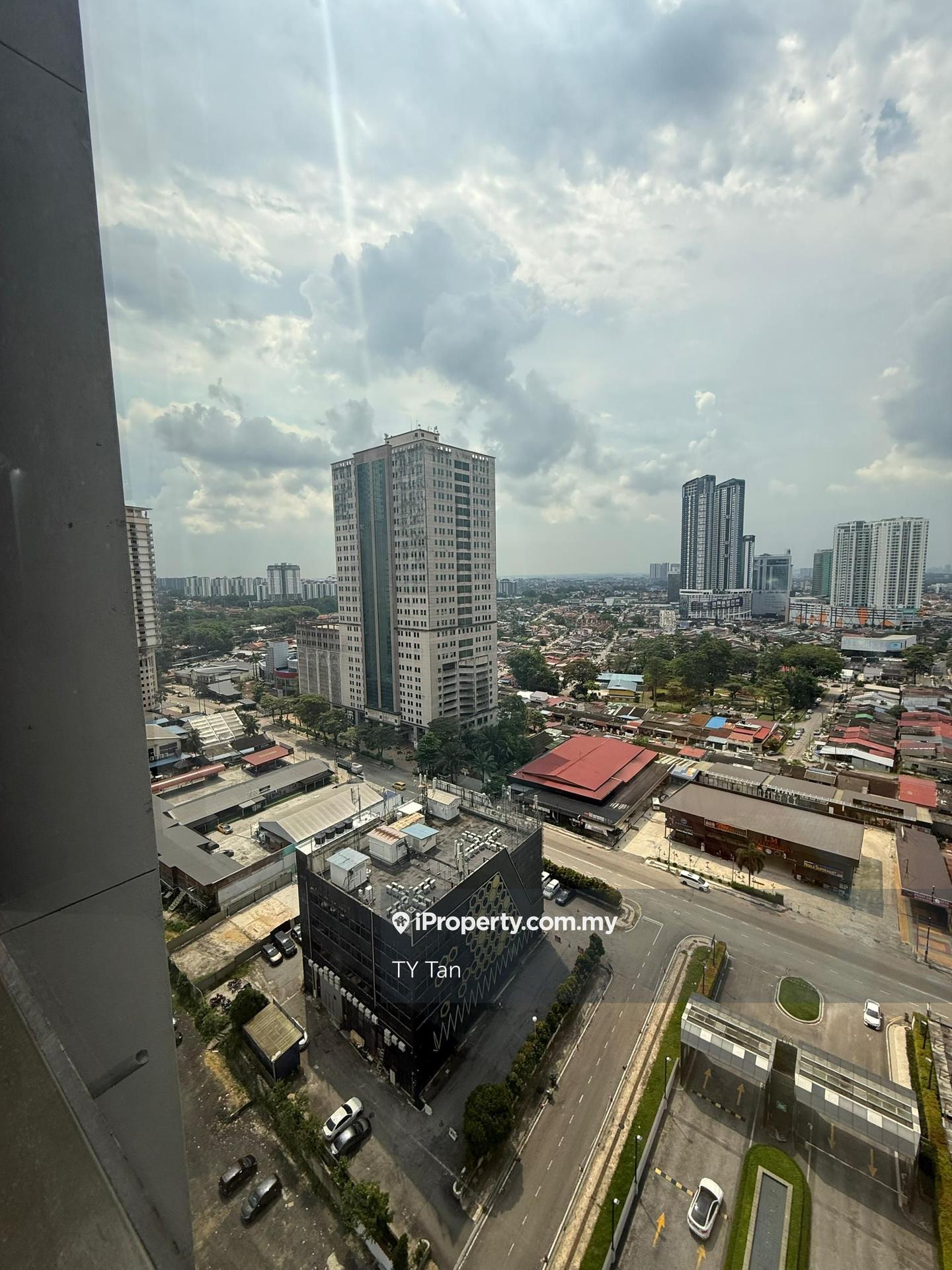 Residensi Servis untuk Dijual di Setia Sky 88 oleh TY Tan - iProperty.com.my