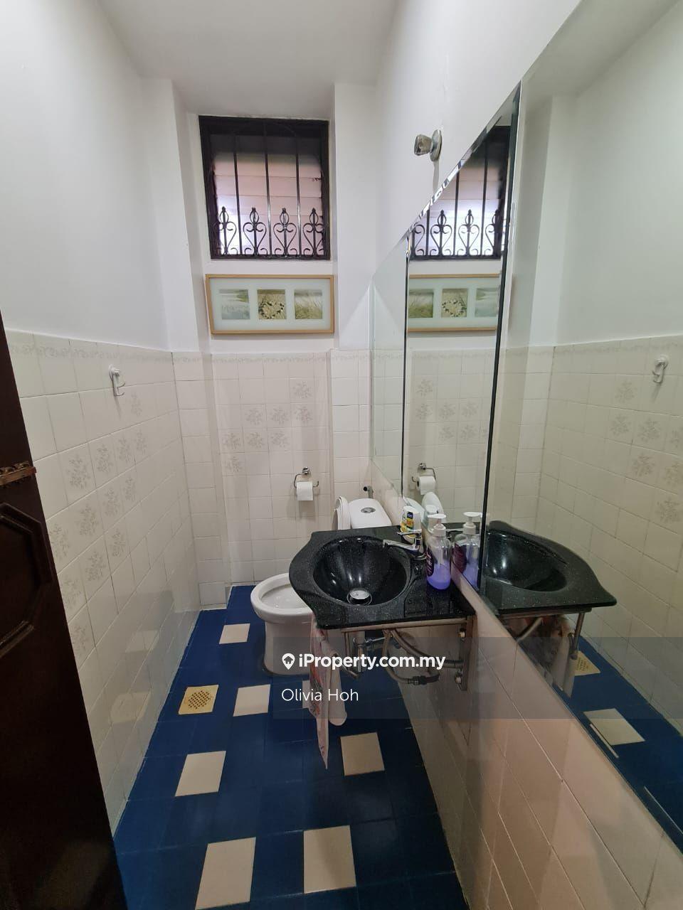 Rumah Berkembar untuk Dijual di SS4, Petaling Jaya oleh Olivia Hoh - iProperty.com.my