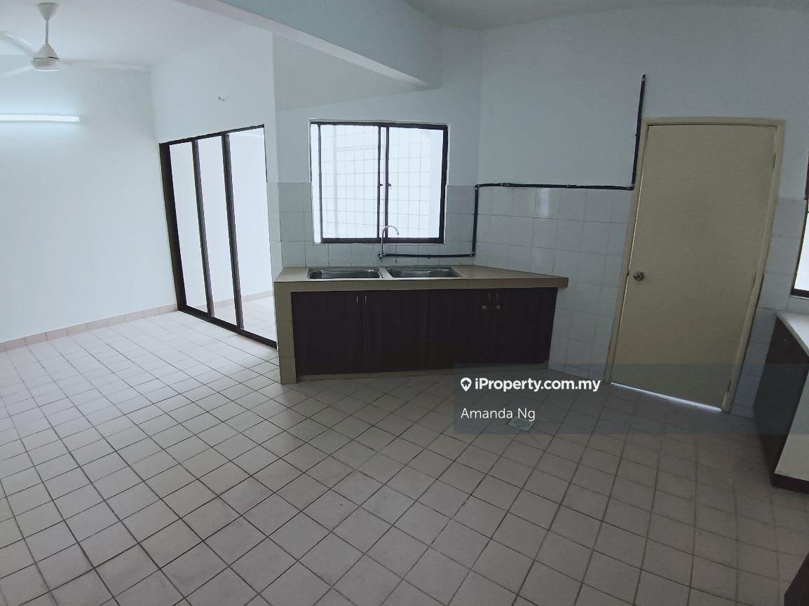 Rumah Berangkai 2 Tingkat untuk Disewa di Bandar Utama 12, Bandar Utama oleh Amanda Ng - iProperty.com.my