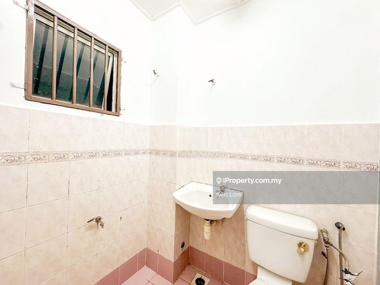 Rumah Berangkai 2 Tingkat untuk Dijual di Bandar Baru Bangi, Selangor oleh Ken Low - iProperty.com.my