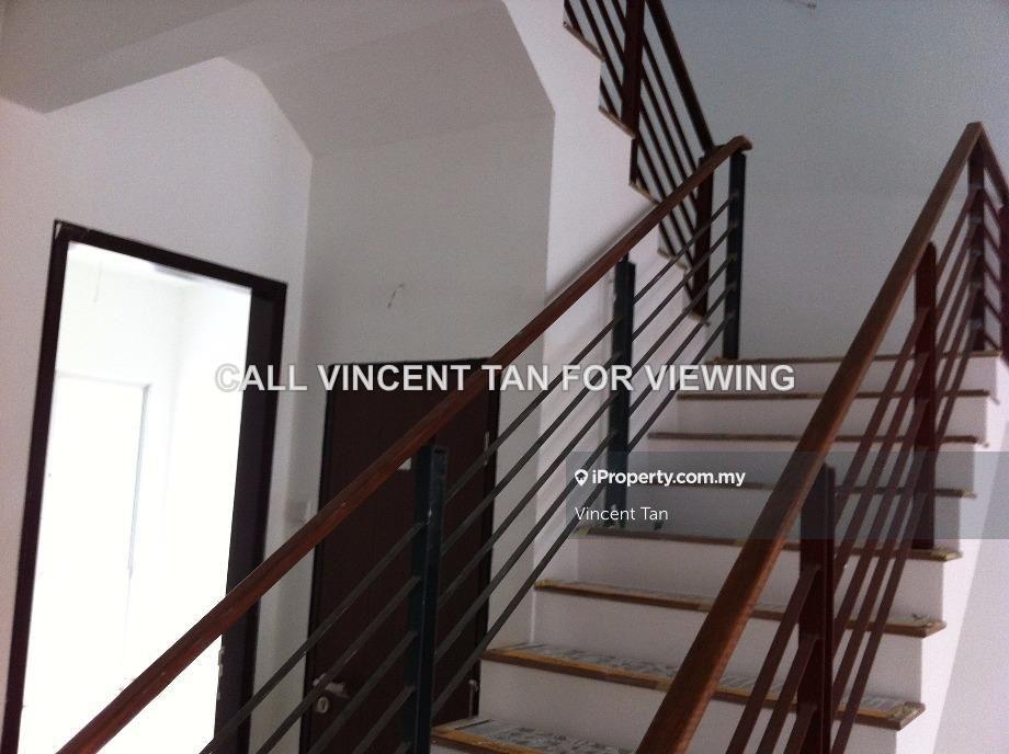 Rumah Berangkai 2 Tingkat untuk Dijual di ELMINA GARINIA CRESSIDA East Garden West Valley, Shah Alam oleh Vincent Tan - iProperty.com.my