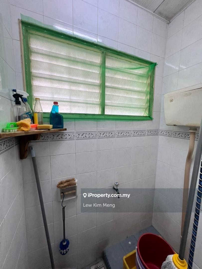 1-storey Terraced House for Sale in Taman Sri Segambut, Segambut by Lew Kim Meng - iProperty.com.my