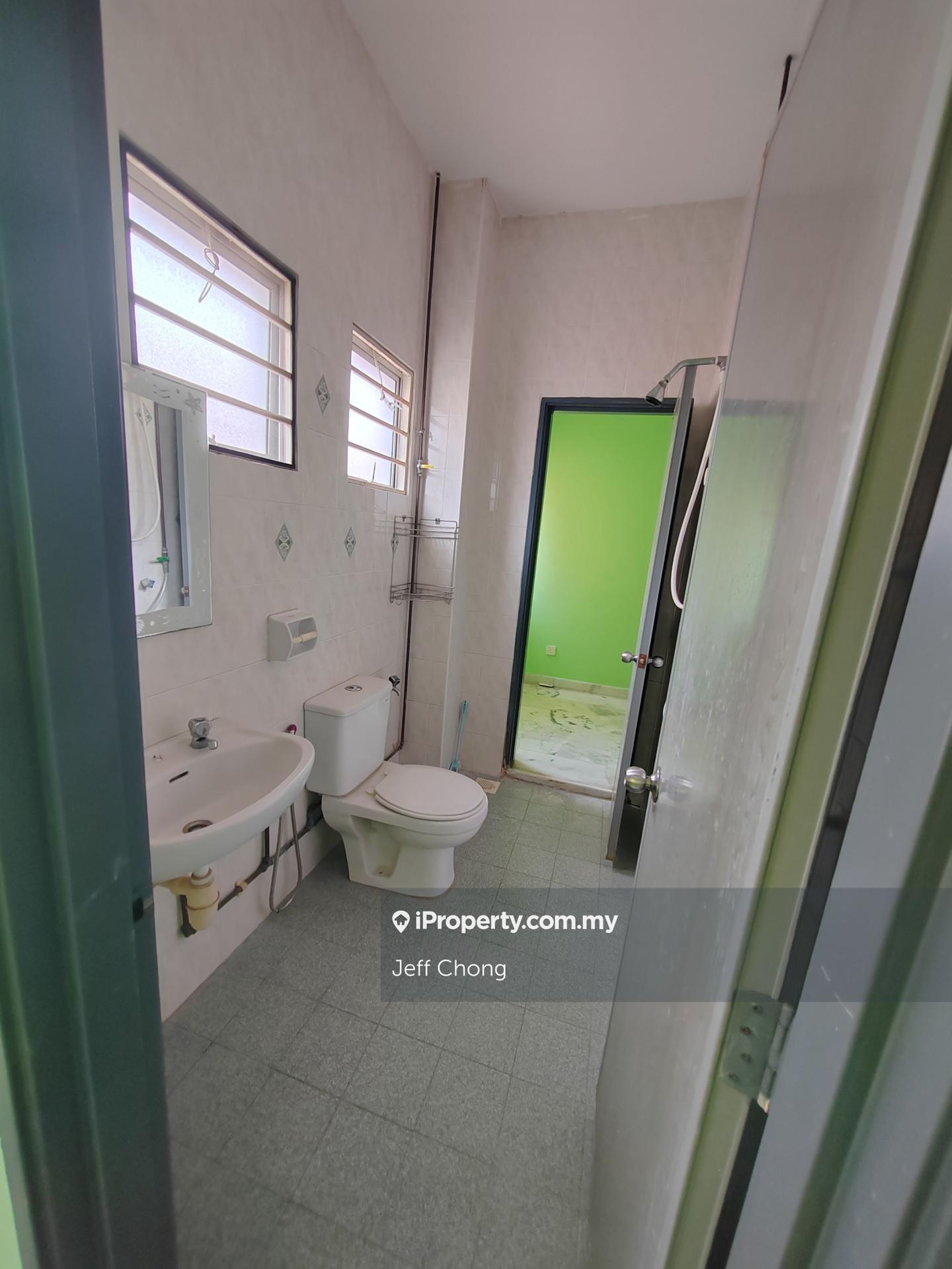 Rumah Berangkai 2.5 Tingkat untuk Dijual di Taman Puchong Impian, Puchong oleh Jeff Chong - iProperty.com.my