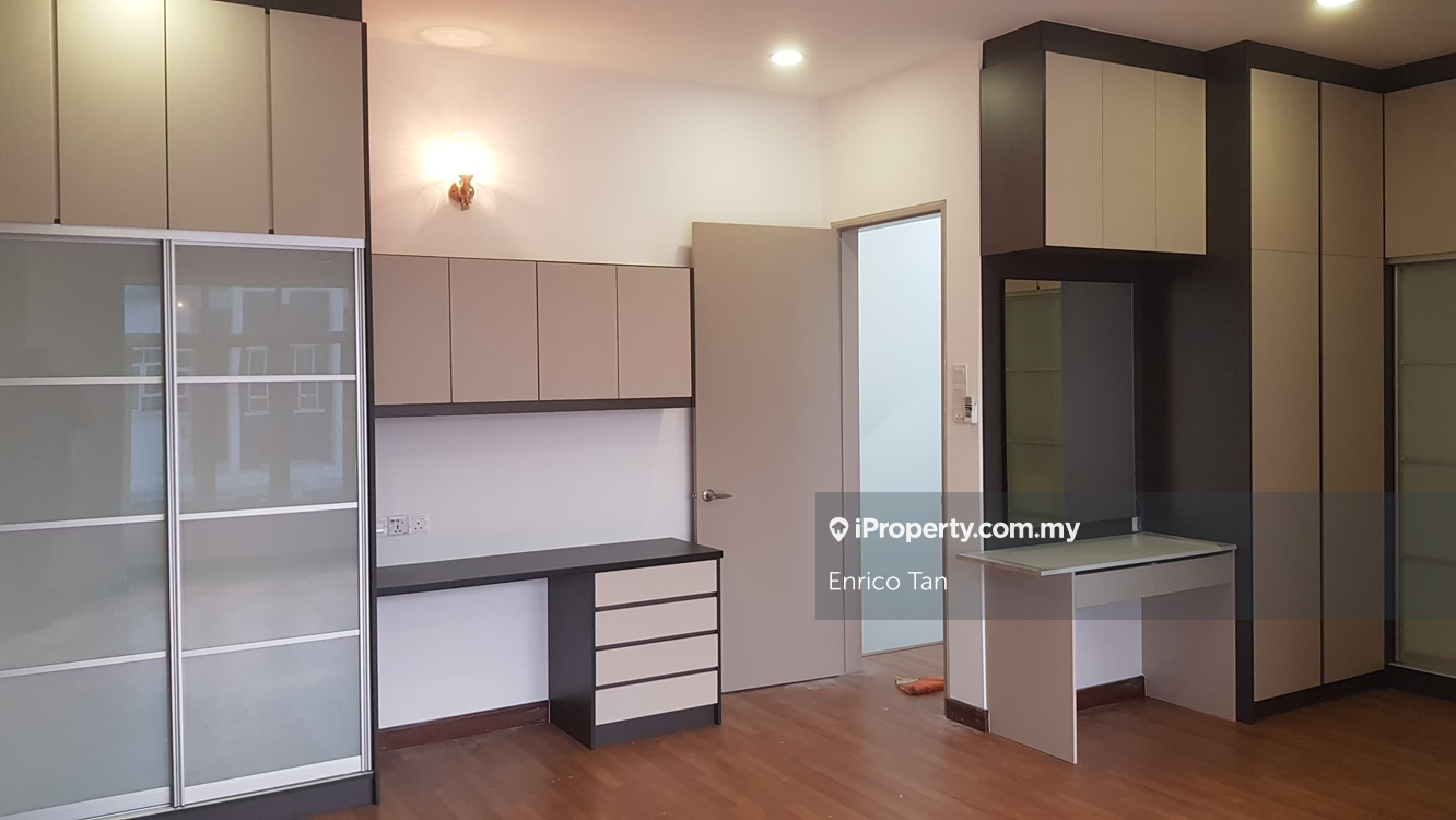 2.5-storey Terraced House for Sale in Taman Semanja, Kajang by Enrico Tan - iProperty.com.my