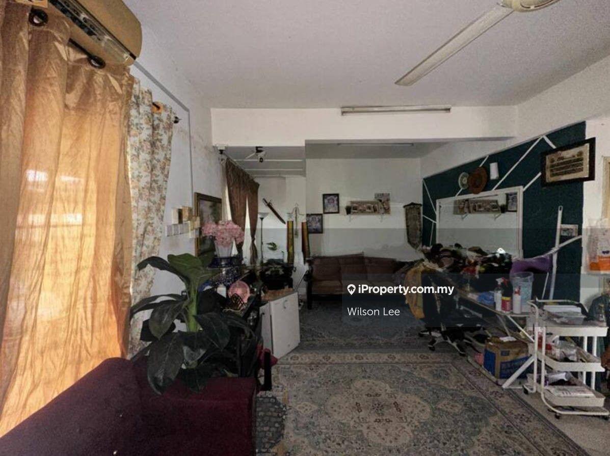 Rumah Berangkai 2 Tingkat untuk Dijual di Selayang Taman Desa Bakti 2 Storey Corner House, Selayang oleh Wilson Lee - iProperty.com.my