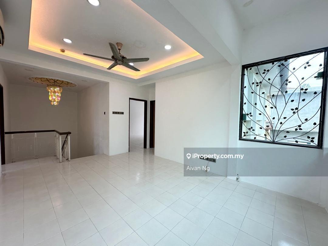 2-storey Terraced House for Sale in Bukit Sungai Long, Bandar Sungai Long by Aivan Ng - iProperty.com.my
