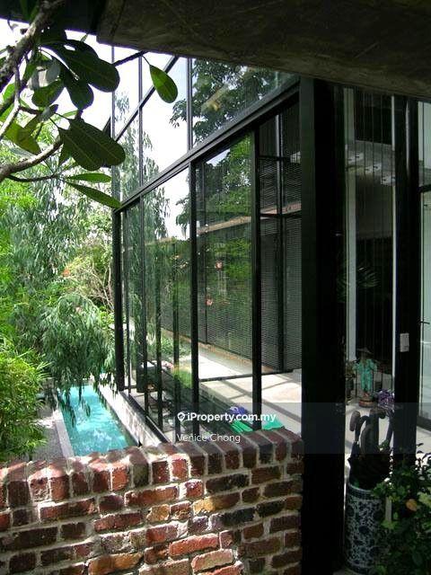 Bungalow House for Sale in Bukit Gita Bayu, Seri Kembangan by Venice Chong - iProperty.com.my