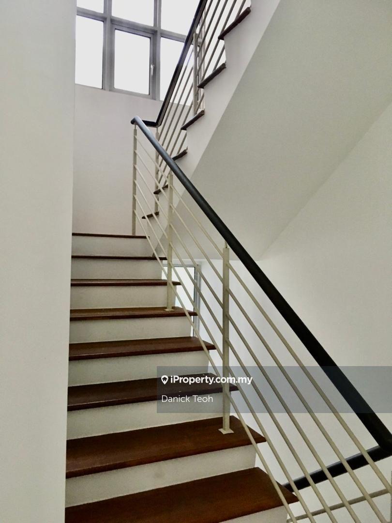 Vila Berkembar untuk Dijual di Island Resort Villas, Batu Feringghi oleh Danick Teoh - iProperty.com.my