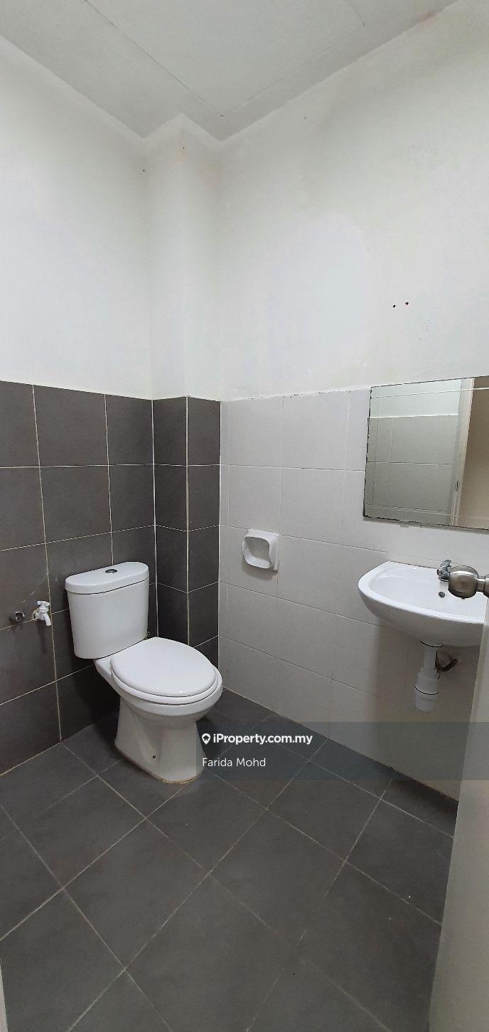 Semi-Detached House for Sale in Bandar Baru Puncak Alam, Puncak Alam by Farida Mohd - iProperty.com.my