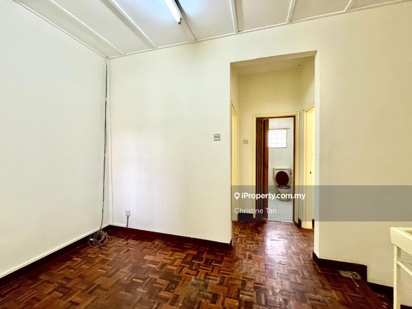 Rumah Berangkai 2 Tingkat untuk Dijual di Taman Alam Megah, Shah Alam oleh Christine Tan - iProperty.com.my