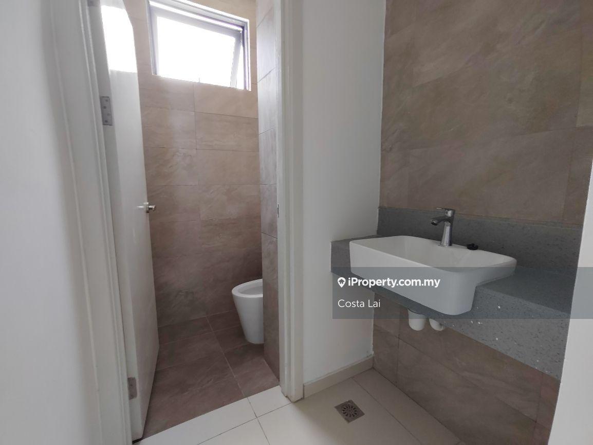 Townhouse for Sale in Kuching, Sarawak by Costa Lai - iProperty.com.my