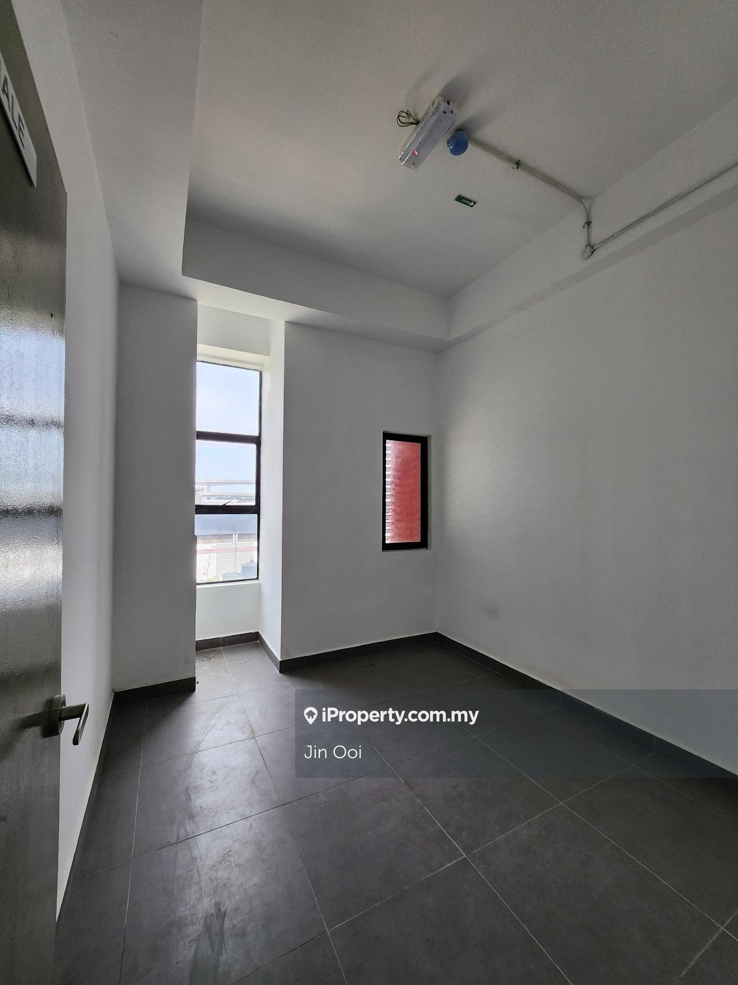 Semi-D Kilang untuk Dijual di Kota Damansara, Selangor oleh Jin Ooi - iProperty.com.my