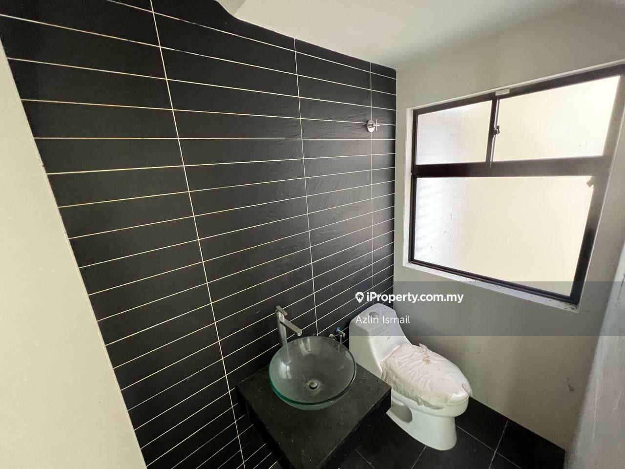 Rumah Berkembar untuk Dijual di Seksyen U9 Cahaya SPK, Shah Alam oleh Azlin Ismail - iProperty.com.my