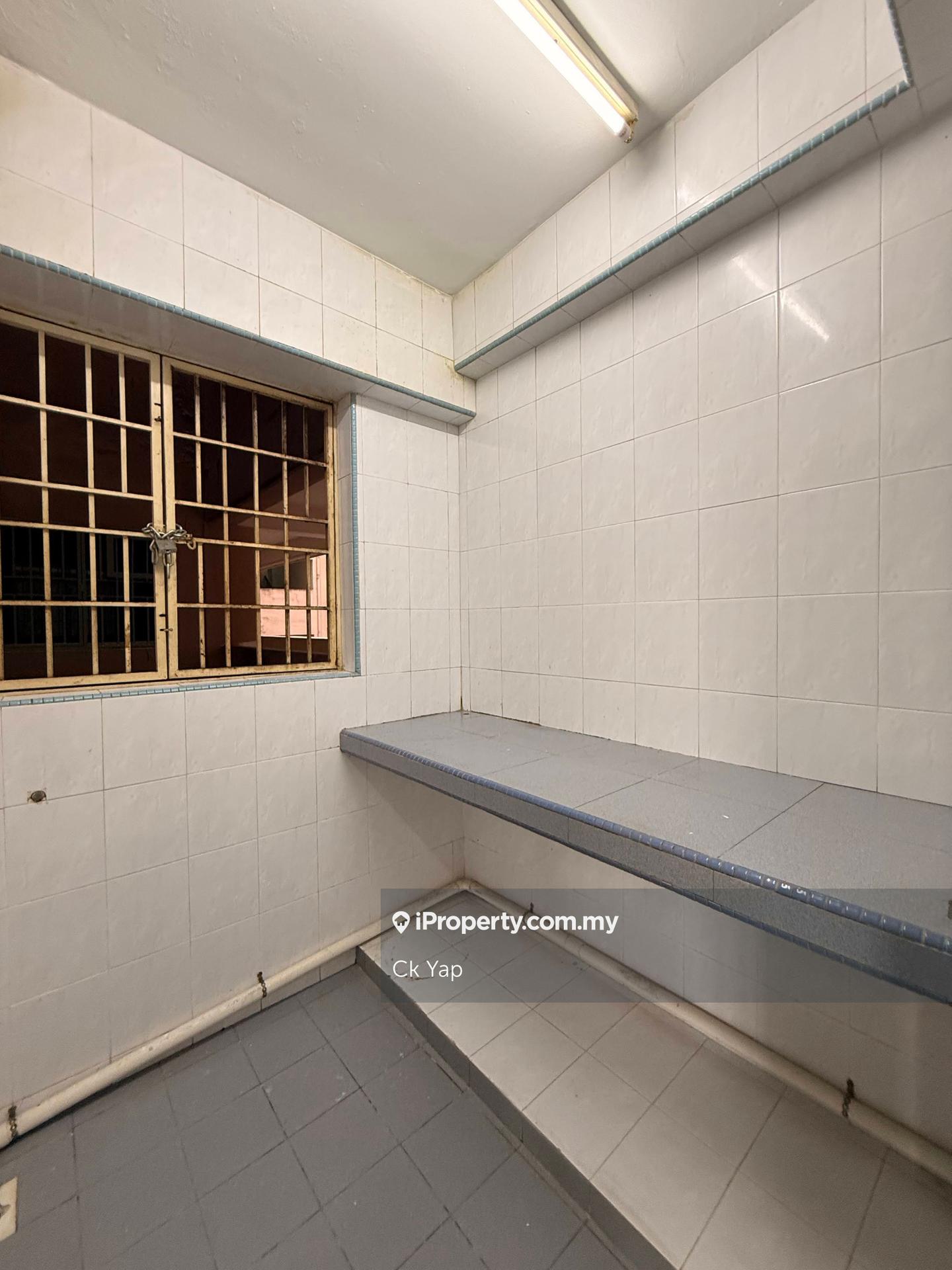 Pangsapuri untuk Disewa di Desa Dua oleh Ck Yap - iProperty.com.my