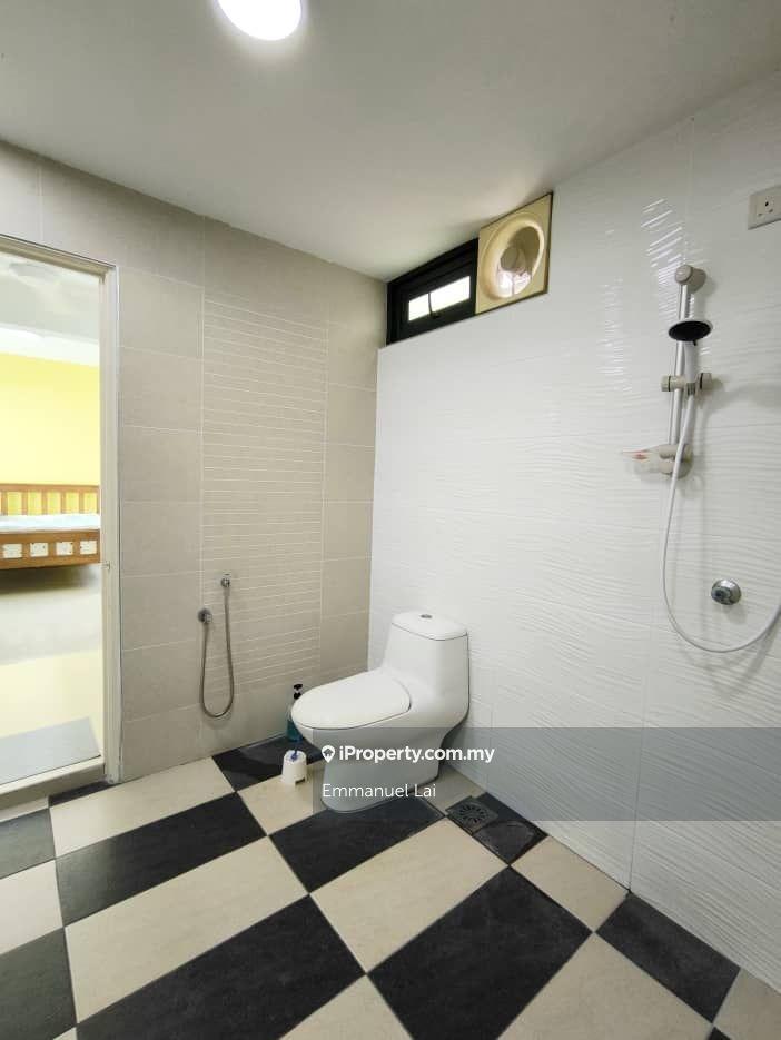 Semi-Detached House for Sale in TTDI End Lot House With 9 Feet Extra Land, Taman Tun Dr Ismail by Emmanuel Lai - iProperty.com.my