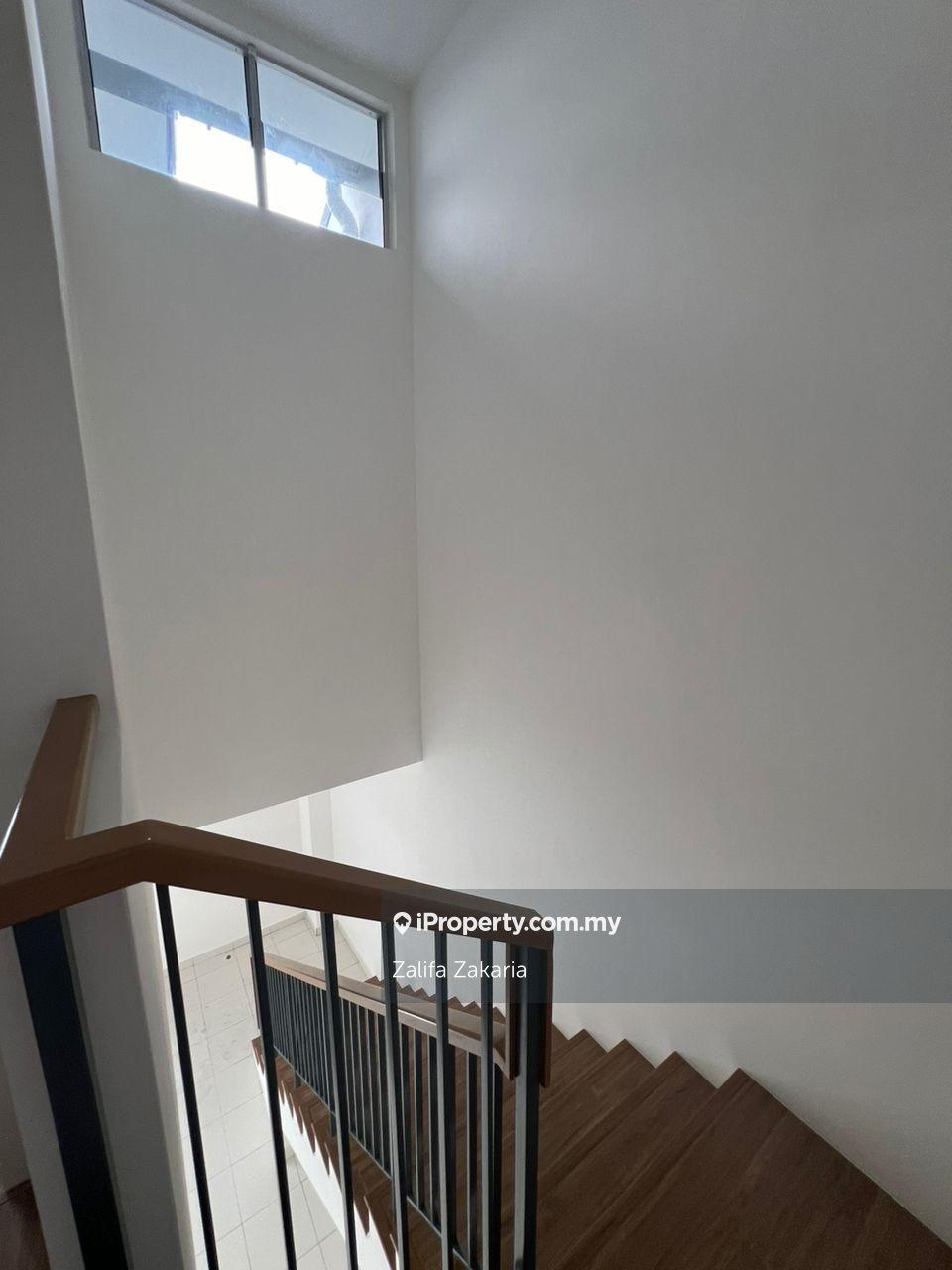 Rumah Berangkai 2 Tingkat untuk Disewa di Bukit Raja, Klang oleh Zalifa Zakaria - iProperty.com.my