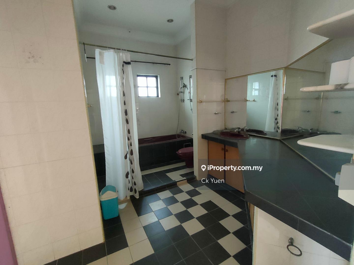 Bungalow House for Sale in Gunung Rapat, Ipoh by Ck Yuen - iProperty.com.my