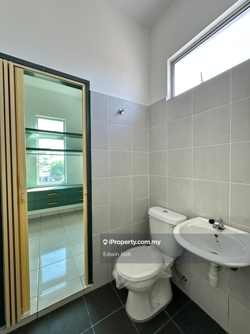 Rumah Berangkai 2 Tingkat untuk Dijual di Kelemak utama, Alor Gajah oleh Edwin Koh - iProperty.com.my