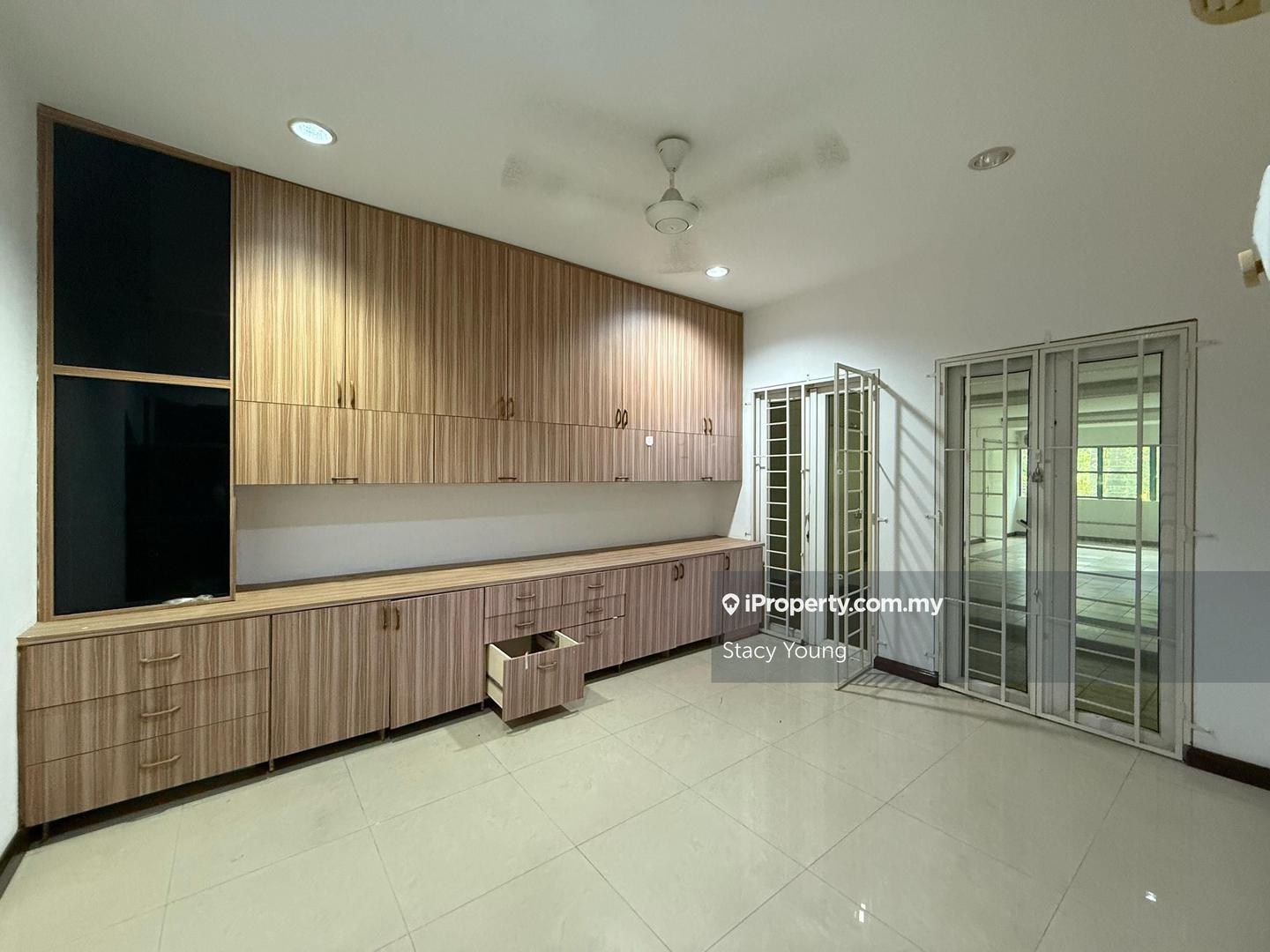Bungalow House for Sale in Country Heights, Kajang by Stacy Young - iProperty.com.my