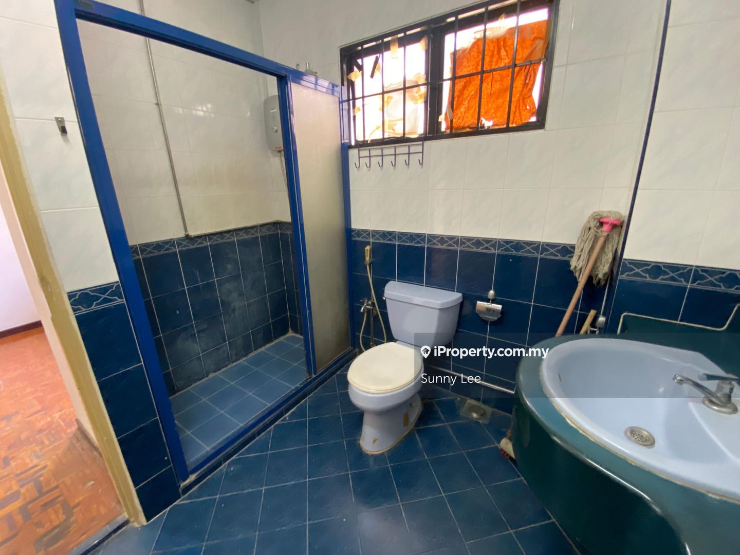 Rumah Berangkai 2 Tingkat untuk Dijual di Sungai Long, Bandar Sungai Long oleh Sunny Lee - iProperty.com.my