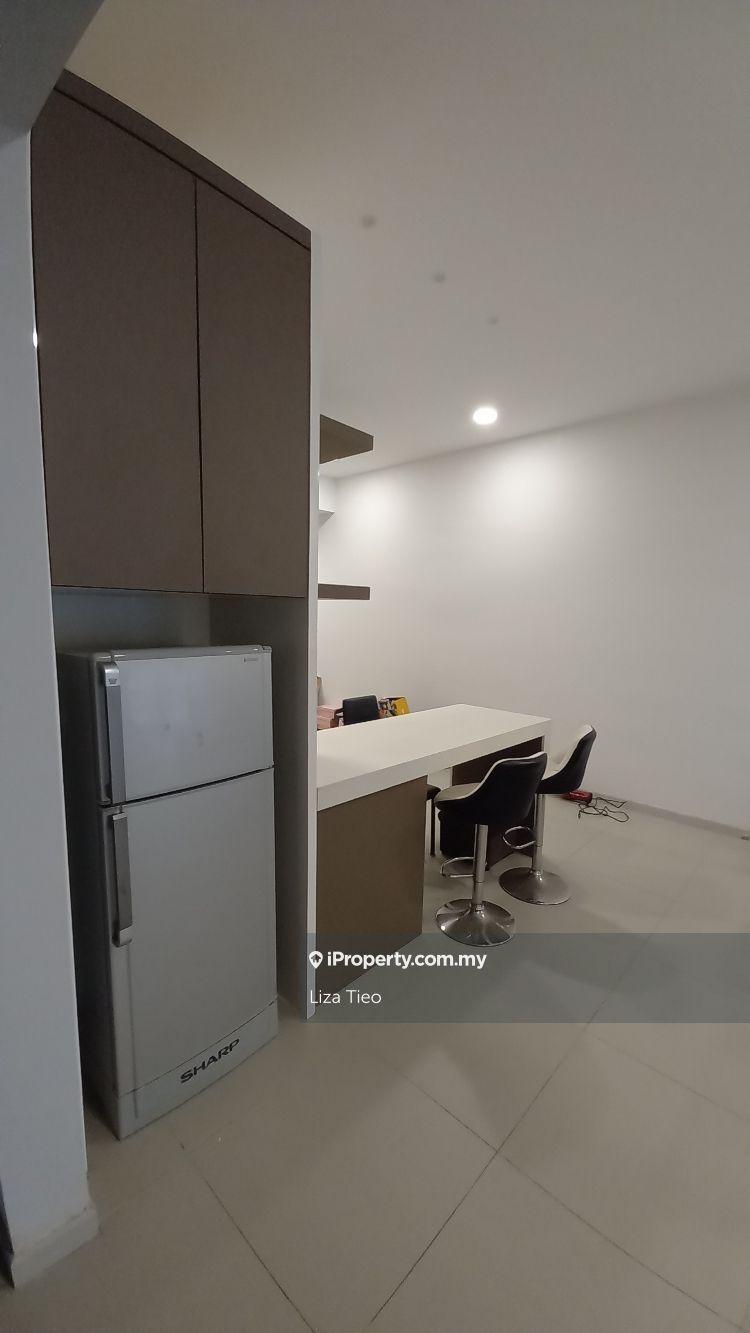 Service Residence for Rent in Seventeen Residences (Biji Living) by Liza Tieo - iProperty.com.my