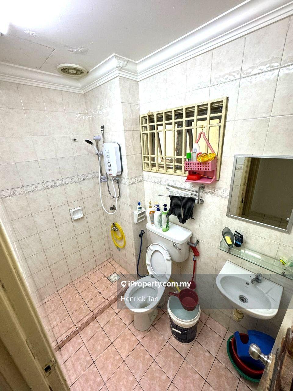 2-storey Terraced House for Sale in Bandar Kinrara Seksyen 5, Bandar Kinrara by Henrick Tan - iProperty.com.my