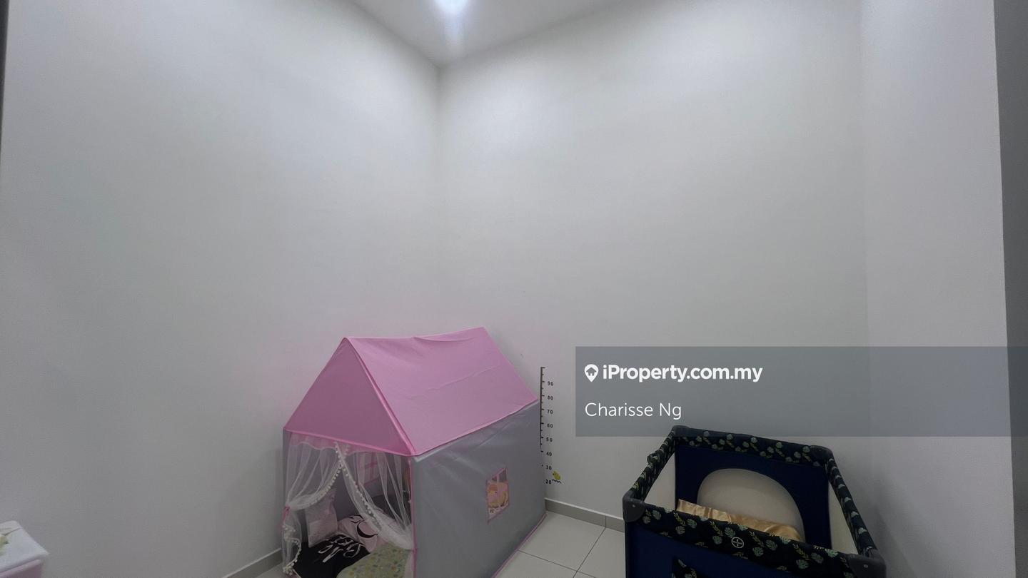 Rumah Berangkai 2 Tingkat untuk Dijual di Taman Semanja, Kajang oleh Charisse Ng - iProperty.com.my
