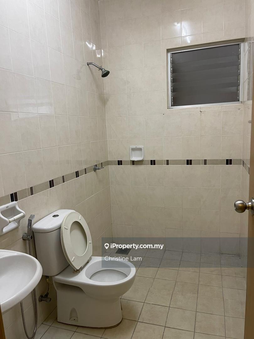 Rumah Berangkai 2 Tingkat untuk Dijual di Kota Kemuning, Shah Alam oleh Christine Lam - iProperty.com.my