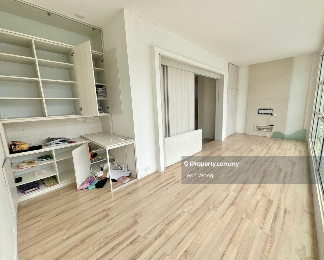 Rumah Berangkai 3.5 Tingkat untuk Dijual di TAMAN CASSIA Rawang ,Sri Hijau, New Green Park, Rawang oleh Leon Wong - iProperty.com.my