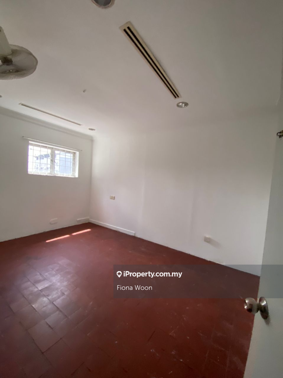 Pejabat untuk Disewa di Jalan Tun Sri Lanang, Melaka City oleh Fiona Woon - iProperty.com.my