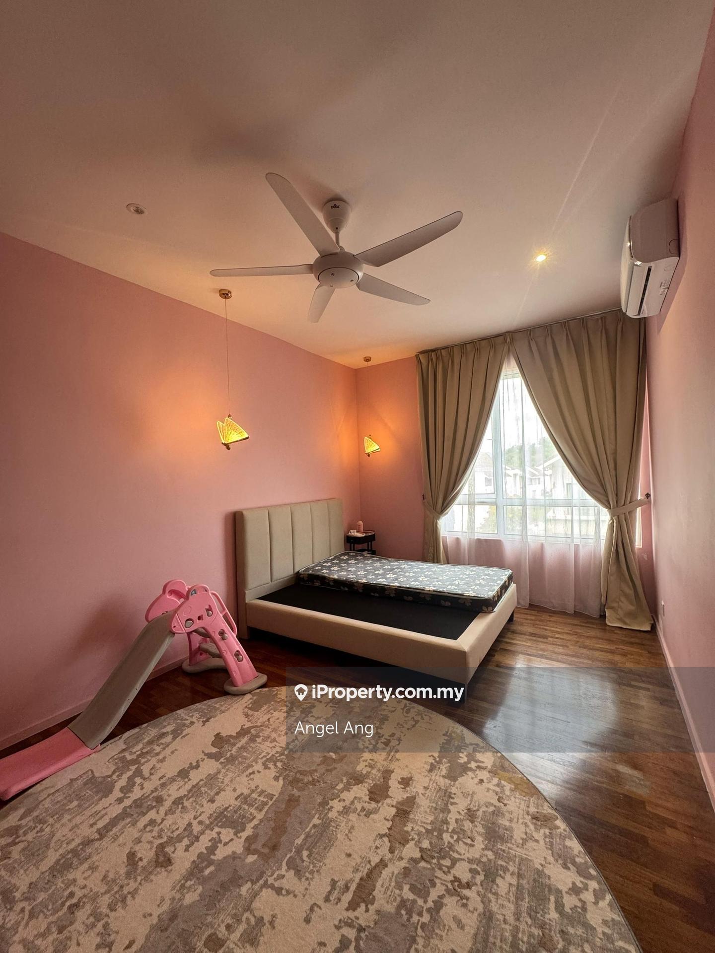 Rumah Berangkai 3 Tingkat untuk Dijual di Tamansari Camelia, Rawang oleh Angel Ang - iProperty.com.my