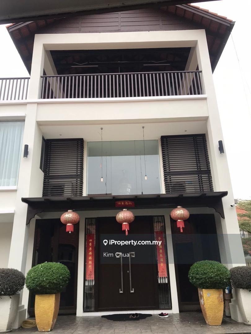 Bungalow House for Sale in Chinta, BK6B, Bandar Kinrara, Golf Club, Puchong by Kim Chua - iProperty.com.my