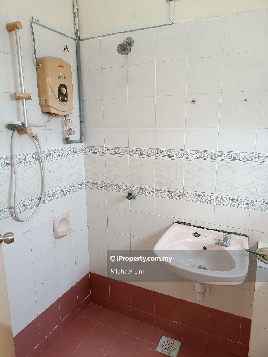 Rumah Berangkai 2 Tingkat untuk Disewa di Putra Heights, Subang Jaya oleh Michael Lim - iProperty.com.my