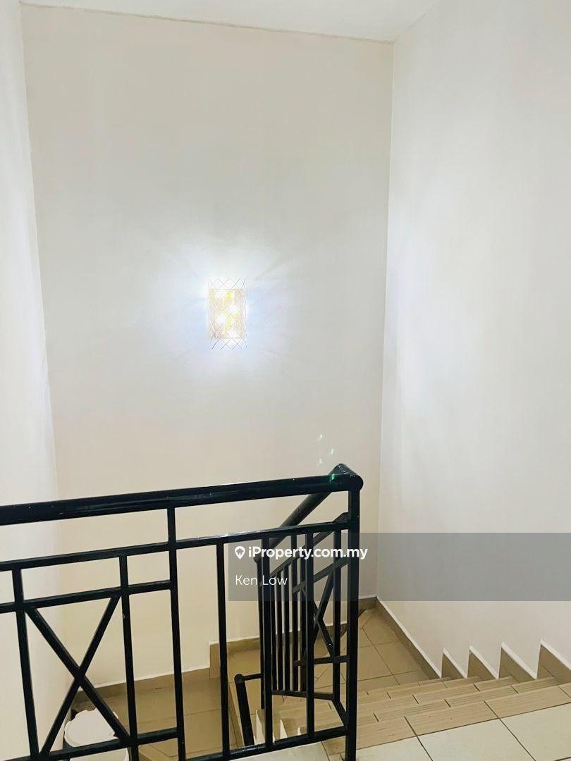 Rumah Berangkai 2 Tingkat untuk Dijual di Taman Pinggiran Saujana, Kajang oleh Ken Low - iProperty.com.my