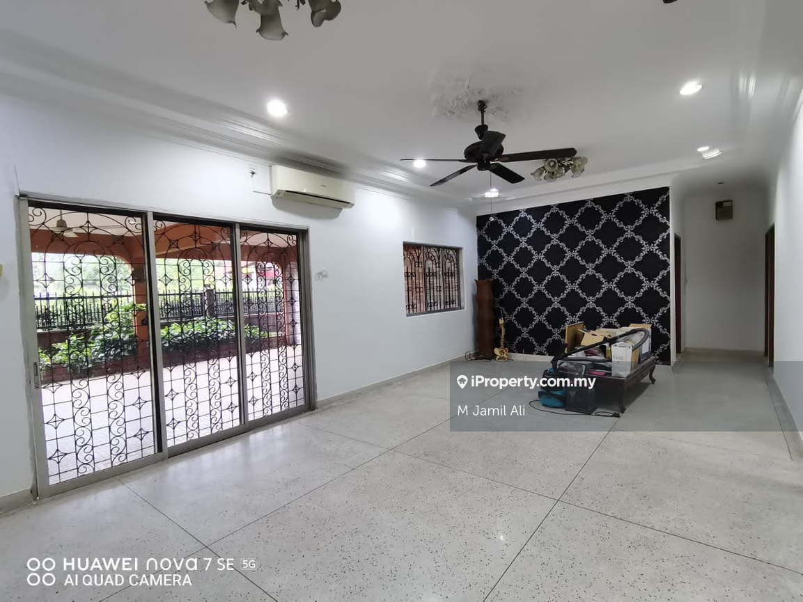 Bungalow House for Sale in Kampung Melayu, Kluang by M Jamil Ali - iProperty.com.my