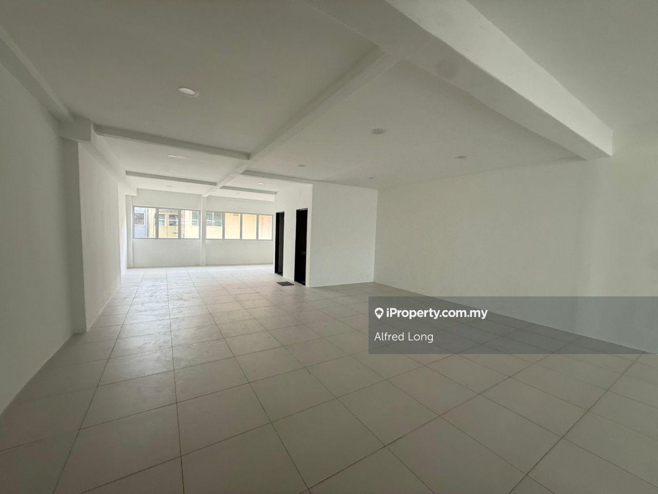 Shop-Office for Rent in Taman Sri Serdang, Seri Kembangan by Alfred Long - iProperty.com.my