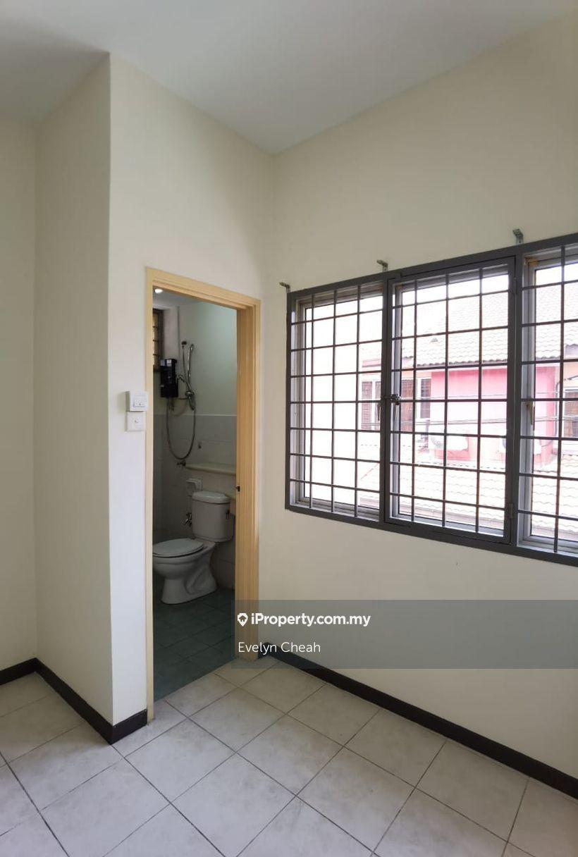 2-storey Terraced House for Sale in Bandar Kinrara Seksyen 4, Bandar Kinrara by Evelyn Cheah - iProperty.com.my