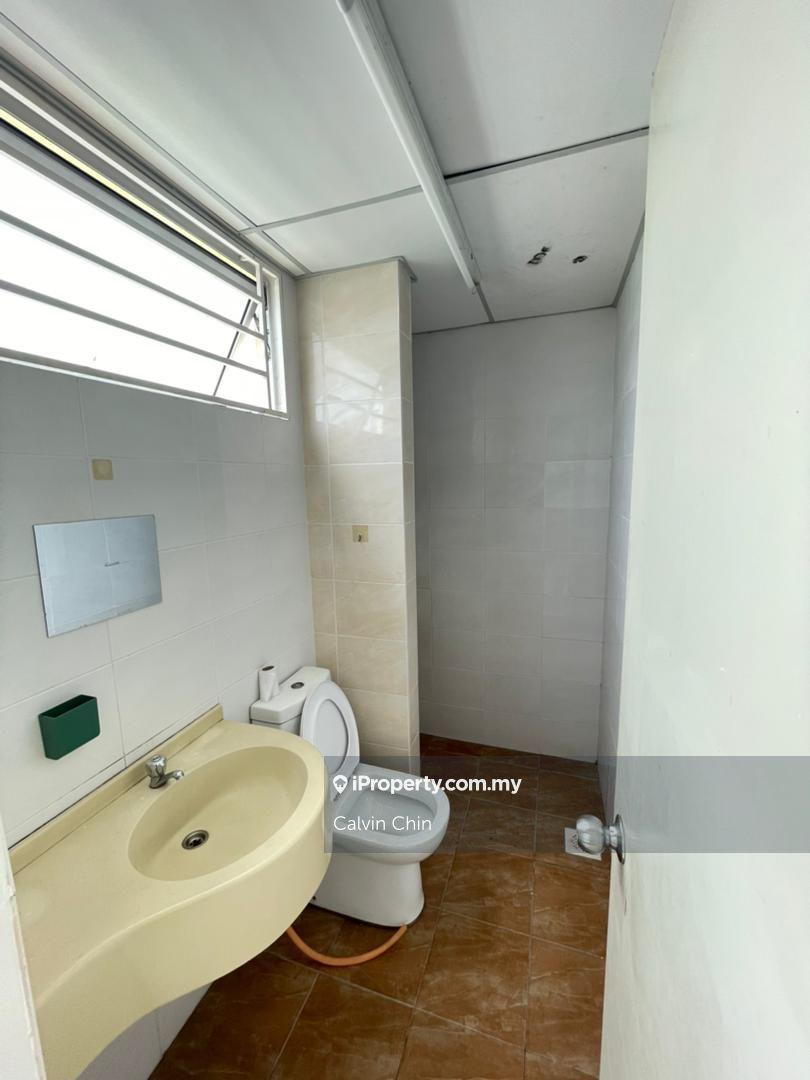 Kondominium untuk Dijual di Platinum Lake PV 15 oleh Calvin Chin - iProperty.com.my