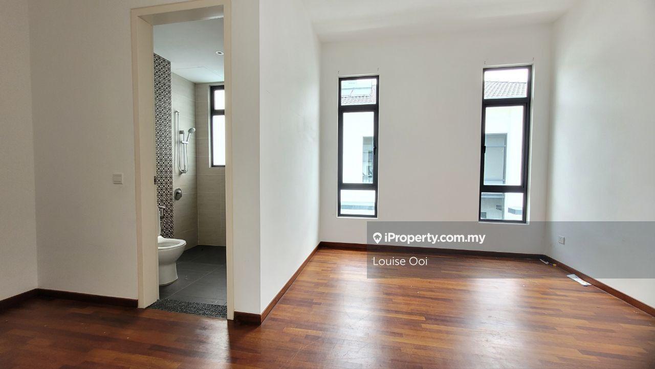 Bungalow House for Sale in Bandar Puncak Alam, Puncak Alam by Louise Ooi - iProperty.com.my