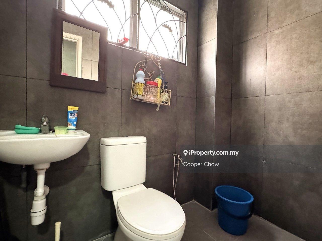 2-storey Terraced House for Sale in Taman Kelana Idaman, Ara Damansara by Cooper Chow - iProperty.com.my