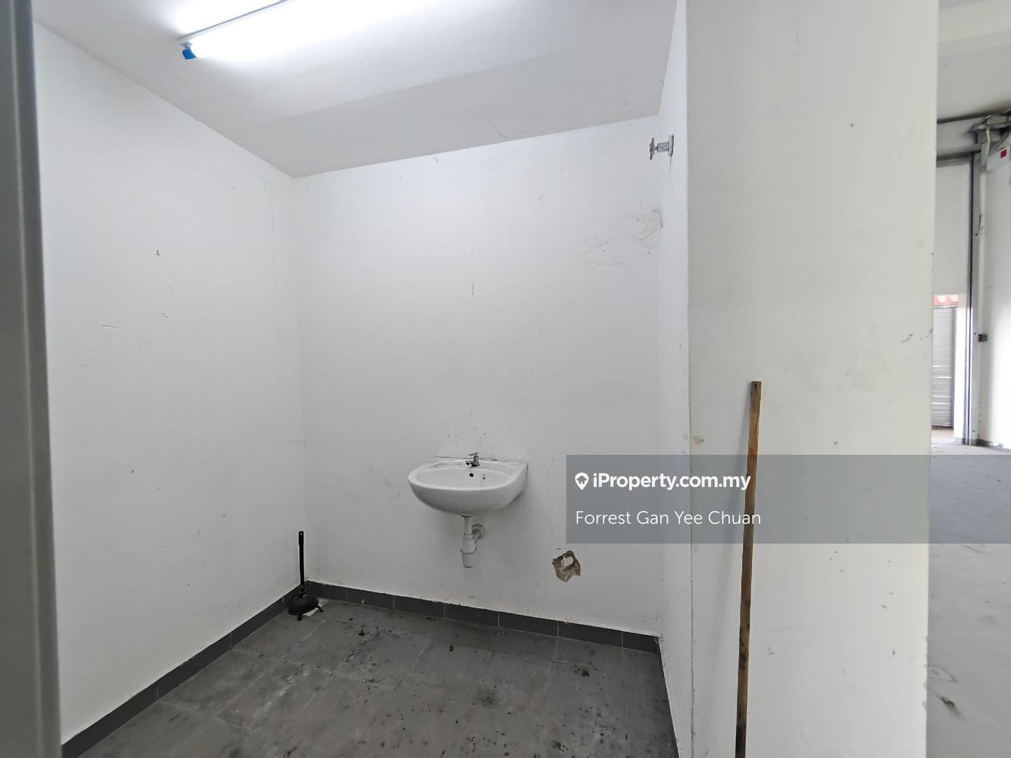 Terrace Factory for Sale in Serendah, Rawang by Forrest Gan Yee Chuan - iProperty.com.my