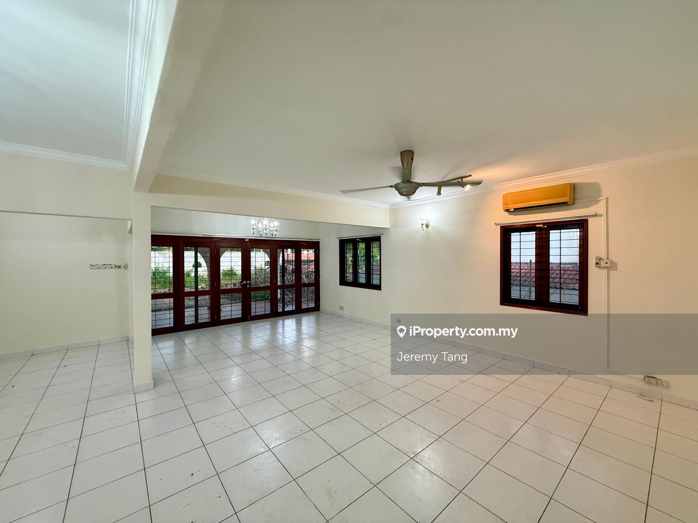 Banglo untuk Dijual di 2-storey Bungalow on Squarish Flat Land, Bangsar oleh Jeremy Tang - iProperty.com.my