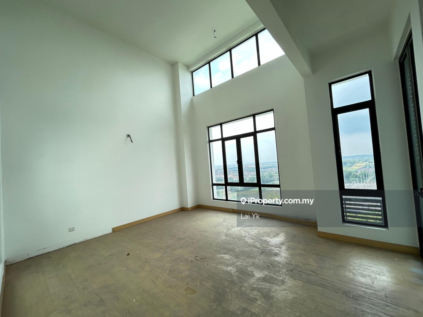 Rumah Berkembar untuk Dijual di Putra Heights, Subang Jaya oleh Lai Yk - iProperty.com.my