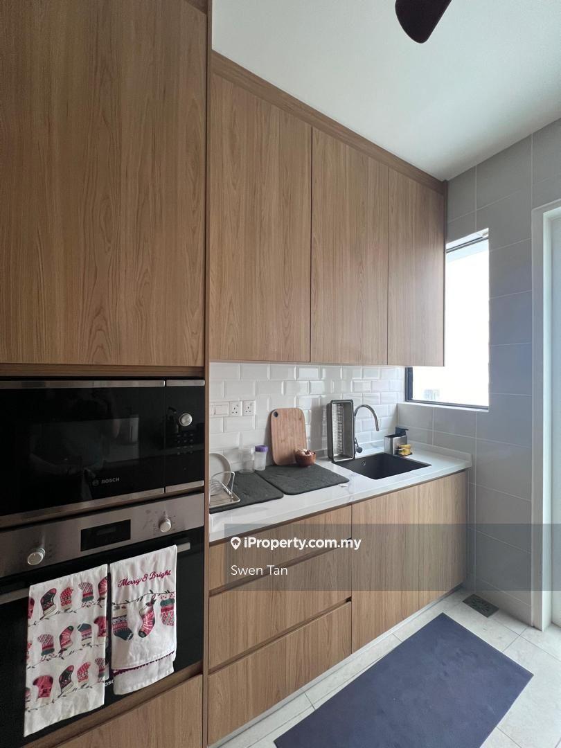 Terraced House for Sale in Twentyfive7, Tanjong Duabelas by Swen Tan - iProperty.com.my