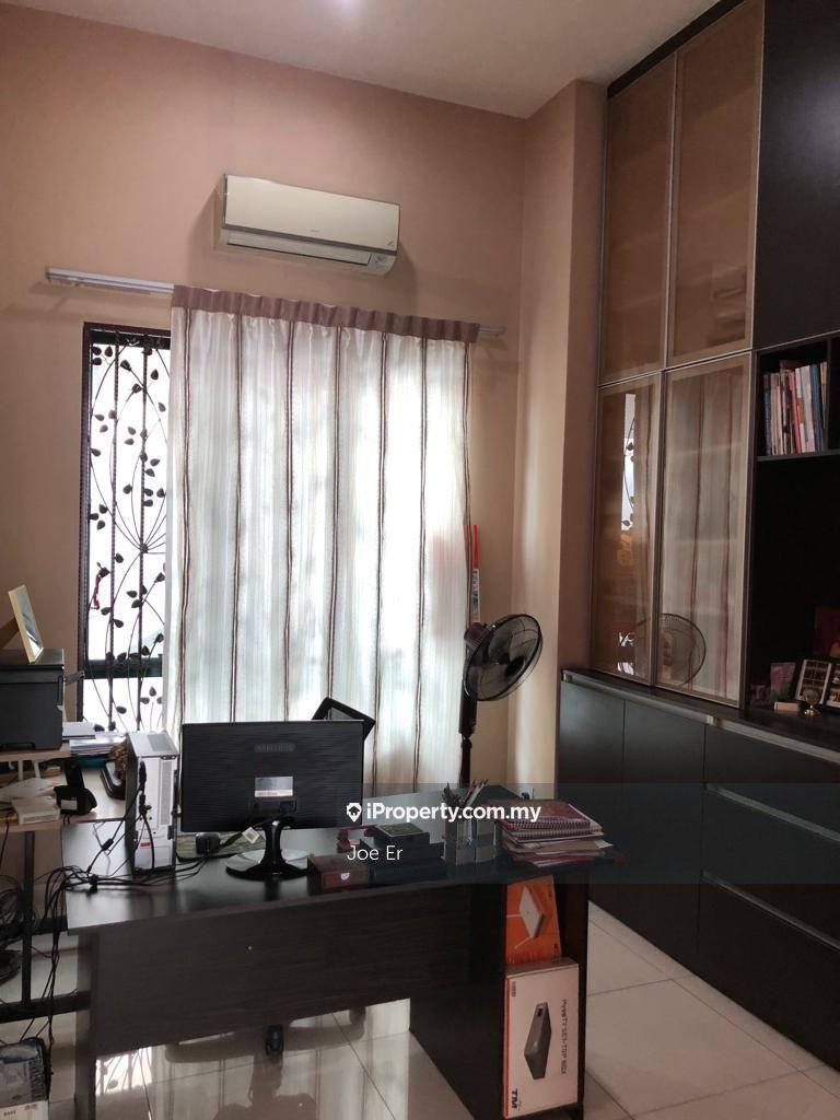 Bungalow House for Sale in Subang Heights, Subang Jaya by Joe ER - iProperty.com.my