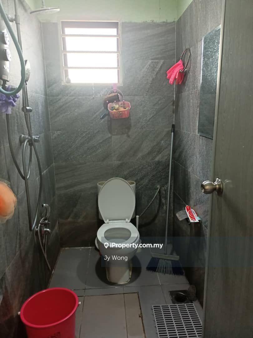 Rumah Berangkai 2 Tingkat untuk Dijual di Saujana Puchong, Puchong oleh Jy Wong - iProperty.com.my