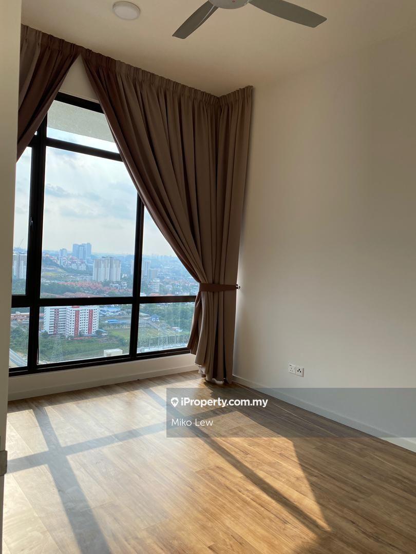 Service Residence for Sale in The Park Sky Residence by Miko Lew - iProperty.com.my