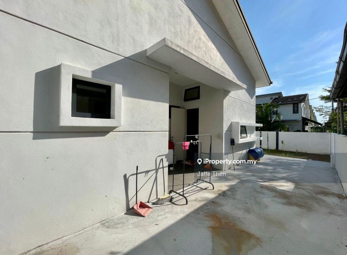 Bungalow House for Sale in Tmn One Krubong 2 Storey freehold Bungalow, Krubong by Jaffe Then - iProperty.com.my