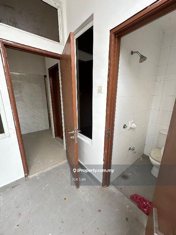 Rumah Berkembar untuk Dijual di Port Klang (Pelabuhan Klang), Selangor oleh Ice Lee - iProperty.com.my